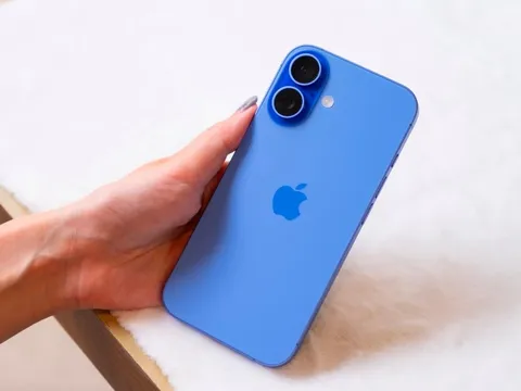 Chiếc iPhone đáng mua nhất dịp cận Tết, pin trâu ngang ngửa 17 Pro Max giá đang rẻ kỷ lục