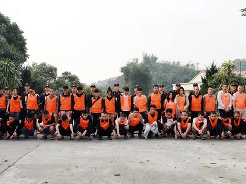 100 cảnh sát khám xét, bắt giữ băng nhóm chiếm đoạt hơn 300 tỉ đồng của hàng ngàn người