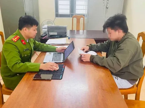 Khởi tố đối tượng đánh bạc trực tuyến tại Quảng Trị