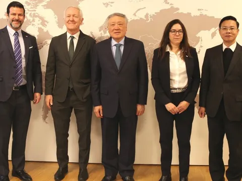 Thúc đẩy kết nối Trung tâm tài chính quốc tế Việt Nam với thế giới