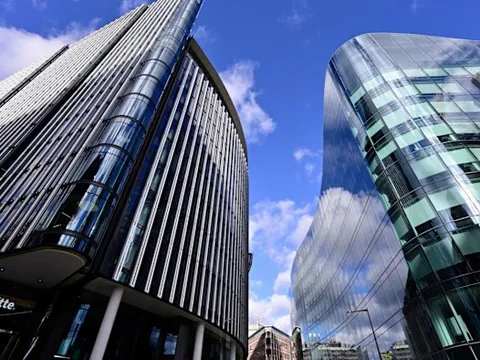 Bên trong trụ sở chính của BIG4 kiểm toán lớn nhất thế giới: Rộng 25.000m2, nhân viên thích ngồi đâu thì ngồi