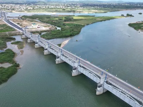 Sau nhiều lần trễ hẹn, đập dâng 1.500 tỷ thông xe ngay trước Tết Bính Ngọ