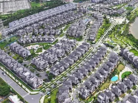 Hàng trăm căn biệt thự, nhà liên kế ở TPHCM được cấp sổ