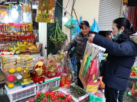 Thị trường đồ lễ cúng Ông Công, Ông Táo 2026 thay đổi văn minh, hiện đại