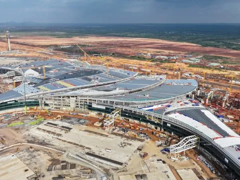 Thủ tướng: Đồng ý làm đường sắt nối TP.HCM với sân bay Long Thành theo 'lệnh khẩn cấp'