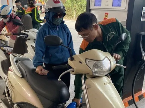 Bộ Công Thương: Khẩn trương xây dựng kế hoạch nhập khẩu xăng dầu cho tháng 4-2026