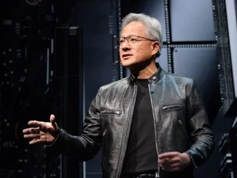 CEO NVIDIA Jensen Huang ví von AI như 'bánh 5 lớp', khẳng định tiềm năng lớn chưa khai thác