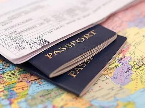 18 người kinh doanh có tên sau bị tạm hoãn xuất cảnh