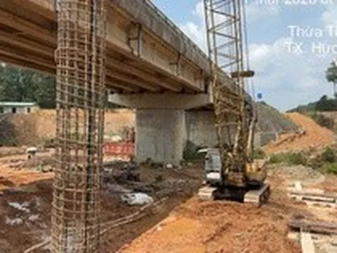 Chủ đầu tư sốt ruột với tiến độ bàn giao mặt bằng dự án nút giao cao tốc Cam Lộ - La Sơn