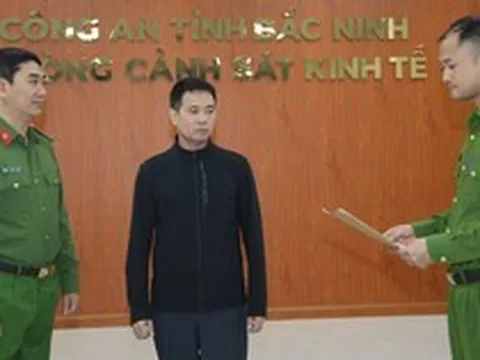 Tạm giam chủ cơ sở làm giấm ăn giả bằng ‘axit axetic pha nước lã’ ở Bắc Ninh