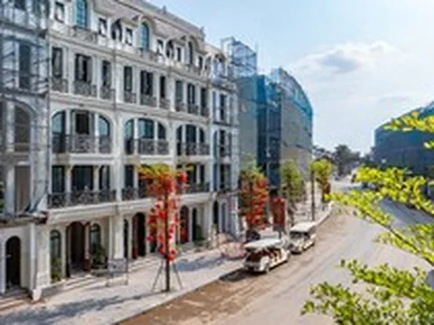 Bất ngờ tiến độ dự án nhà phố hàng hiệu gần Tây Thăng Long của Sunshine