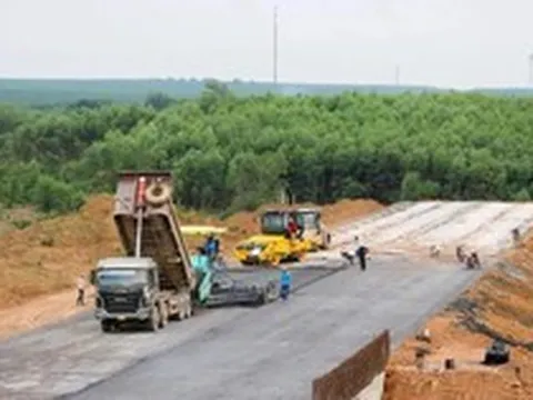 Tăng cường giải pháp quản lý, bình ổn giá vật liệu, tháo gỡ khó khăn cho các công trình giao thông