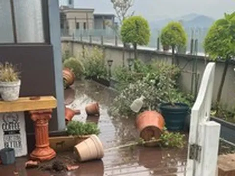 Có nên mua căn hộ có sân thượng? Người từng sống ở đây nói thẳng: Lãng mạn thì ít, đánh đổi thì nhiều