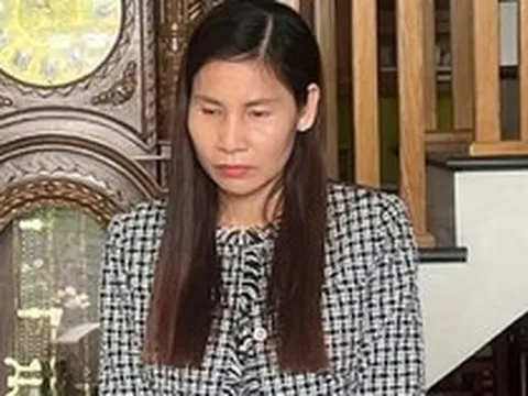 Thi hành lệnh khám xét, bắt tạm giam Mai Thị Minh