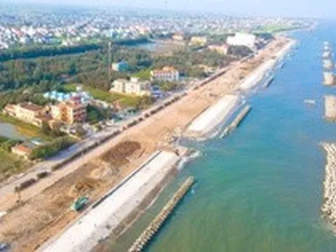 Cận cảnh hai bãi biển đang 'lột xác' thành thiên đường du lịch tại Ninh Bình