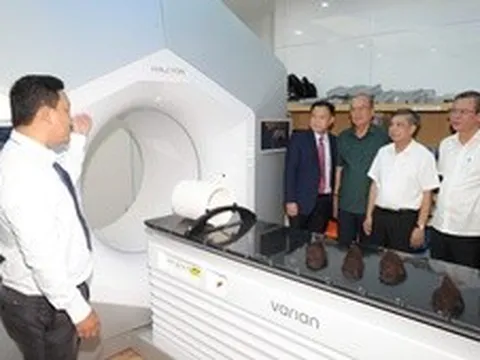 Cần Thơ đưa vào vận hành hệ thống xạ trị gia tốc trị giá 105 tỷ đồng