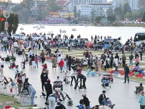 Đà Lạt- Mũi Né đông nghịt dịp Tết, resort kín phòng suốt kỳ nghỉ