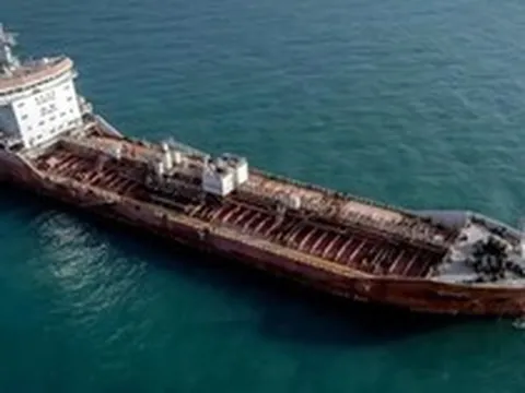 Một quốc gia Đông Nam Á bất ngờ được đi qua eo biển Hormuz: Đội tàu nhìn "tí hon" mà sao Iran nể mặt thế?