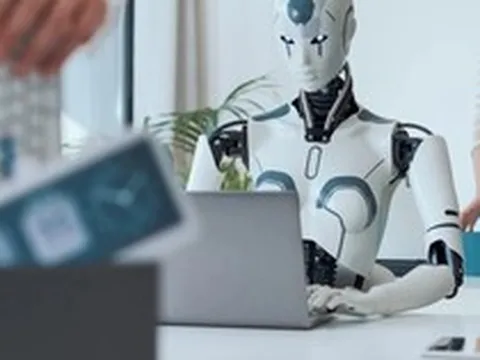 Nhân viên nghỉ việc, công ty tạo phiên bản AI làm thay, gây tranh cãi gay gắt