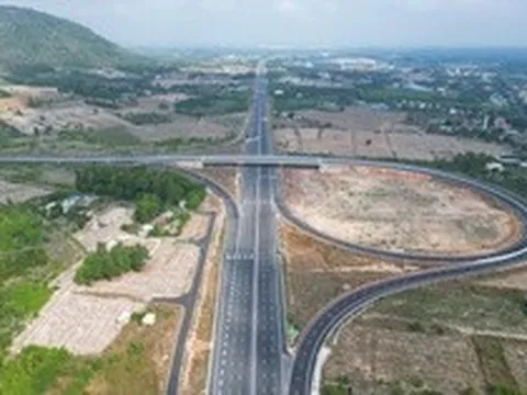 Cận cảnh gần 40km cao tốc Biên Hòa - Vũng Tàu sẵn sàng thông xe