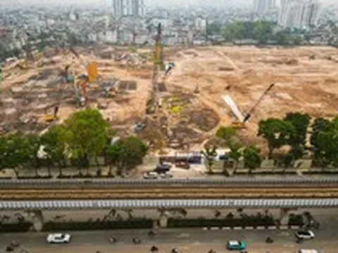 Sau khi di dời nhà máy, dự án tại “đất vàng” giữa trung tâm Thủ đô lập tức trở thành đại công trường