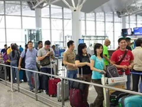 Cơ quan Thuế thông báo: Tạm hoãn xuất cảnh đối với tất cả những ai có tên trong danh sách sau