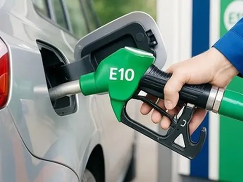 Bộ Công Thương đề xuất triển khai xăng sinh học E10 trên cả nước từ 30/4