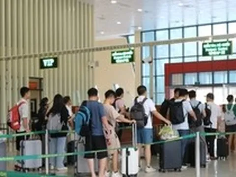 Một loạt người kinh doanh có tên sau chính thức bị tạm hoãn xuất cảnh