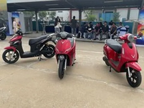 VinFast mang loạt xe máy điện mới sang Indonesia, dùng một thứ ngoài giá bán để cạnh tranh xe xăng