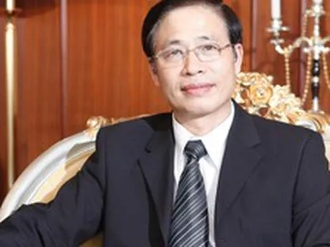 Ông chủ Bảo Tín Minh Châu và phát ngôn từng gây tranh cãi: Người đàn ông thông minh sẽ chẳng bao giờ lấy người phụ nữ thành đạt làm vợ