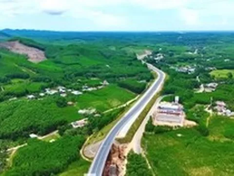 Cao tốc nối Huế - Đà Nẵng tăng vốn