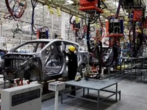Xe điện Trung Quốc đồng loạt tăng giá, thời kỳ “phá giá” kết thúc khi pin và chip leo thang chóng mặt