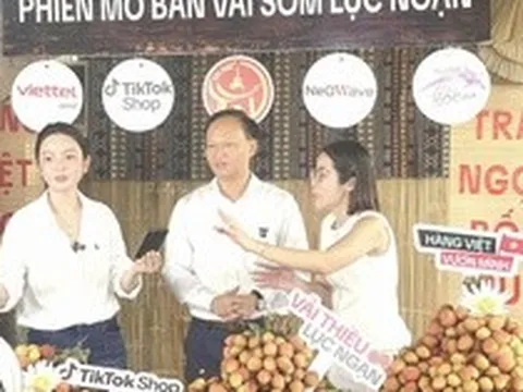 Phó Chủ tịch tỉnh Bắc Ninh livestream bán vải, chốt hơn 31 tấn đơn hàng