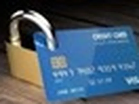 Phong toả tài khoản ngân hàng, đóng băng giao dịch nếu nhận, chuyển tiền trong trường hợp sau