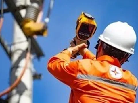 Miền Bắc lần đầu tiêu thụ hơn 400 triệu kWh điện/ngày