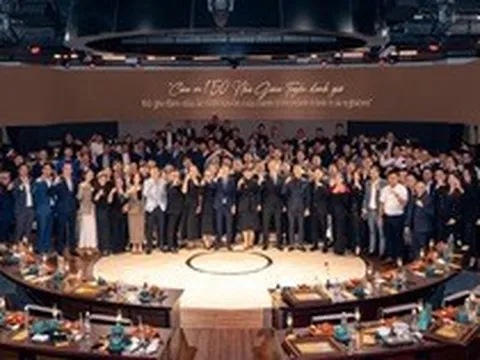 "Dạ Yến Giám Tuyển” hé lộ 58 đại trạch độc bản - The Collectors