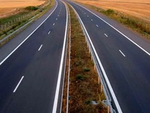 Doanh nghiệp Trung Quốc trúng thầu xây đường cao tốc hơn 57 nghìn tỷ đồng