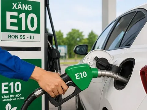 Bộ Công Thương đề xuất quy định quản lý giá với xăng E10