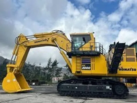 Siêu quái vật cao ngang toà nhà 6 tầng, nặng 200 tấn “nuốt” hàng chục tấn kho báu mỗi lần ở Quảng Ninh