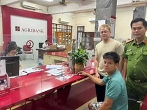 Tài khoản phát sinh giao dịch 118 triệu đồng, một hộ kinh doanh phải đến trình báo công an