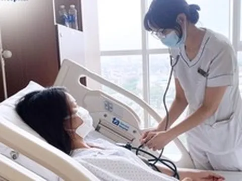 Cô gái Hà Nội suy thận cấp do uống nước kiểu này