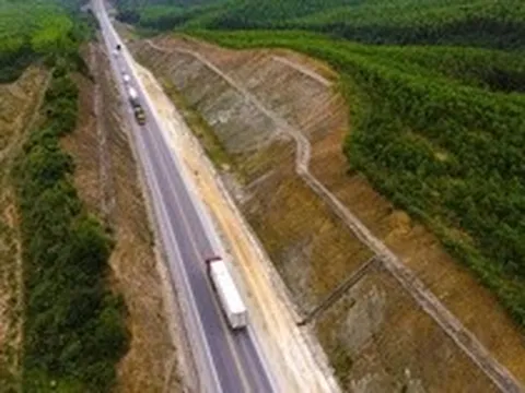 Cấp bách mở rộng các tuyến cao tốc phân kỳ