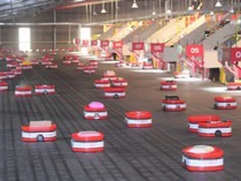 Viettel Post xuất khẩu robot sang Hàn Quốc: Tự chủ công nghệ từ A-Z, năng suất đạt 1.000 bưu phẩm/người/giờ