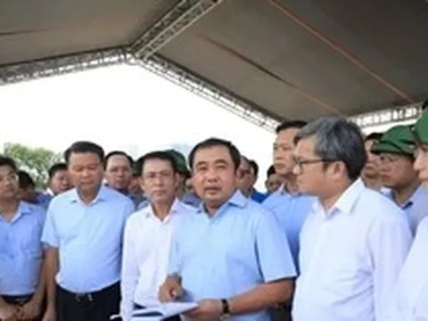 Bí thư Hà Nội kiểm tra các dự án giao thông hướng tâm quan trọng