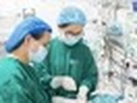 25 người hiến máu mới cứu được bé sơ sinh người Ghana mắc bệnh tan máu cực hiếm